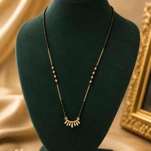Elegant Pendant Mangalsutra Hover Image