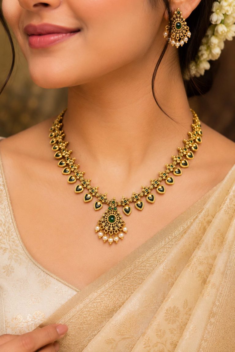 Emerald Green Traditional Necklace Set